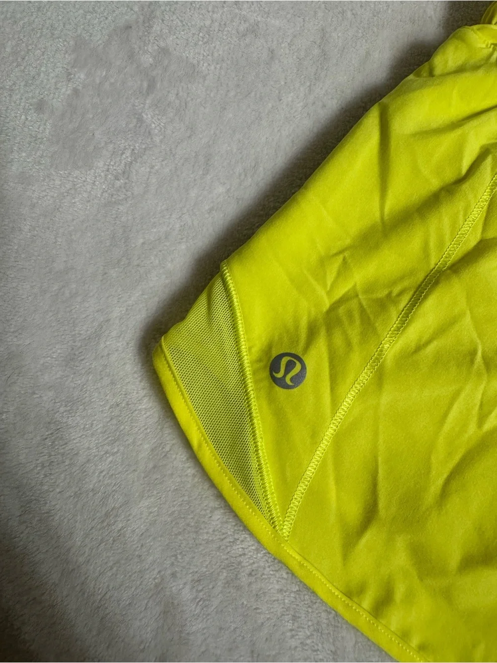 Lululemon Hotty Hot HR Short 2.5” - size 4
